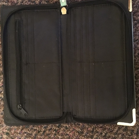 Wallet - Picture 4 of 4